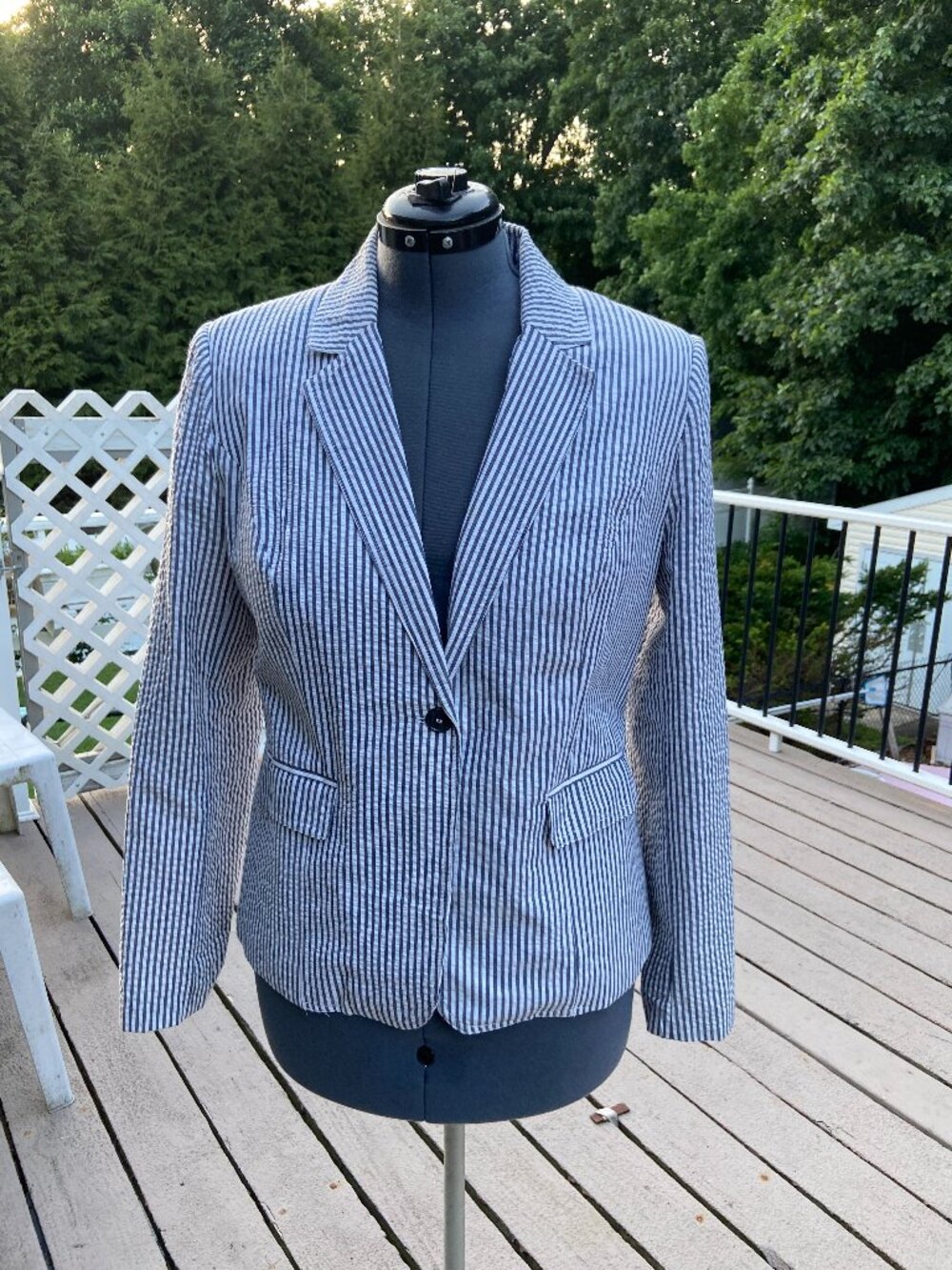 Seersucker grey & white sz14 Willi Smith fully lined